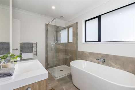 Photo of property in 33a Forest Glen, Orewa, 0931