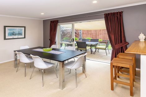 Photo of property in 30 Croftview Road, Wattle Downs, Auckland, 2103