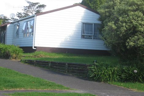 Photo of property in 22 Kitewao Street, Northcote, Auckland, 0627