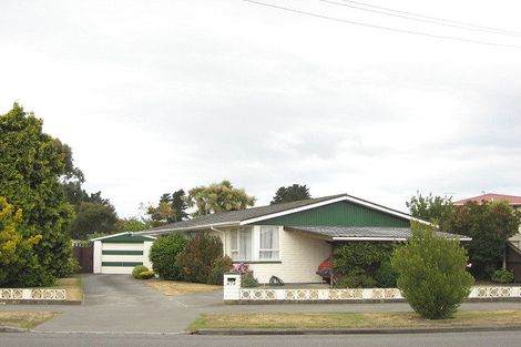 Photo of property in 474 Bower Avenue, Parklands, Christchurch, 8083