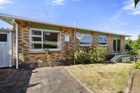 Photo of property in 16c Te Mete Terrace, Merrilands, New Plymouth, 4312