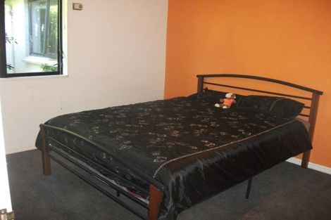 Photo of property in 29 The Crowsnest, Whitby, Porirua, 5024