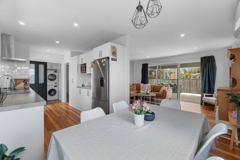 Photo of property in 21 Rosalind Street, Deanwell, Hamilton, 3206