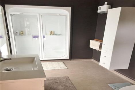 Photo of property in 16 Dickson Crescent, Saint Johns Hill, Whanganui, 4500