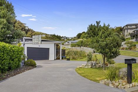 Photo of property in 12 Botany Lane, Whitby, Porirua, 5024
