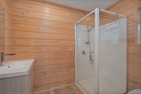 Photo of property in 51 Cholmondeley Crescent, Whitianga, 3510