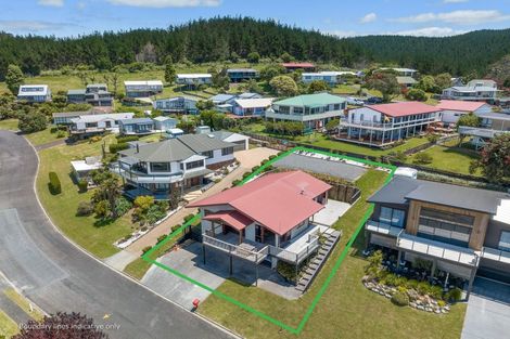 Photo of property in 208 Russell Bruce Place, Onemana, Whangamata, 3691