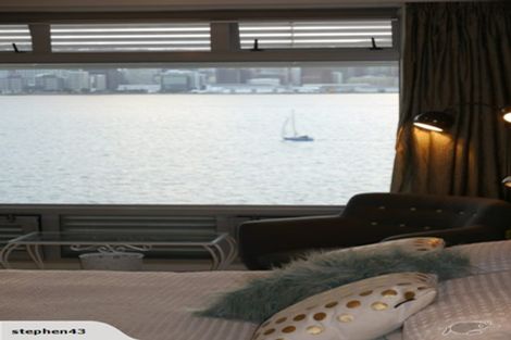 Photo of property in The Capital, 28/370 Oriental Parade, Oriental Bay, Wellington, 6011