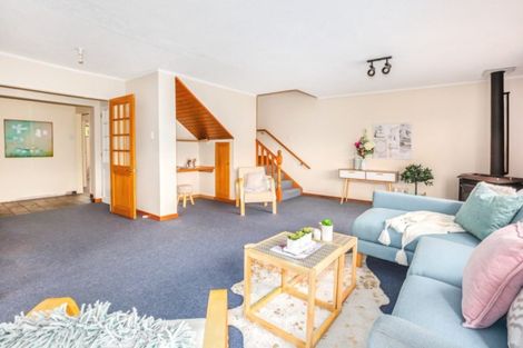 Photo of property in 3 Puketai Place, Pukerua Bay, 5026