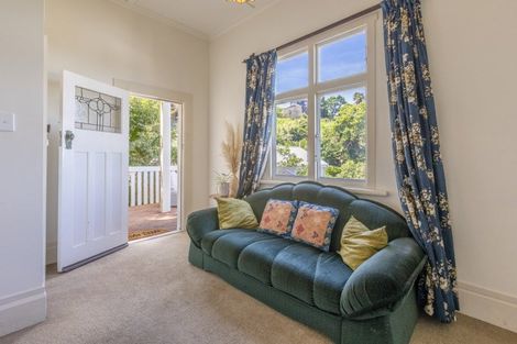Photo of property in 20 Brewster Street, Bluff Hill, Napier, 4110