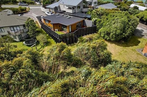 Photo of property in 11a Saint Ives Drive, Camborne, Porirua, 5026