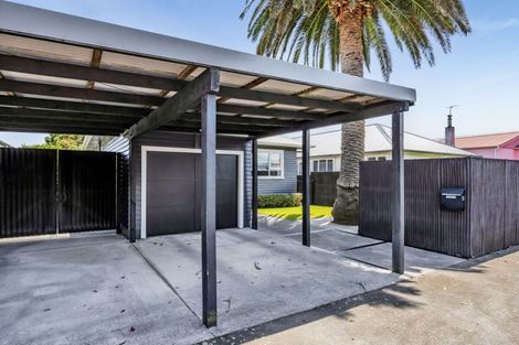 Photo of property in 290 Devon Street West, New Plymouth, 4310