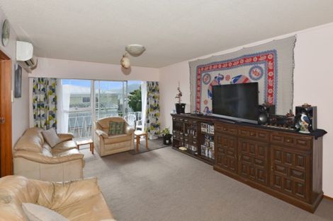 Photo of property in 13 Raewyn Street, Morningside, Whangarei, 0110