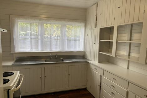 Photo of property in 35 Knowles Street, Terrace End, Palmerston North, 4410