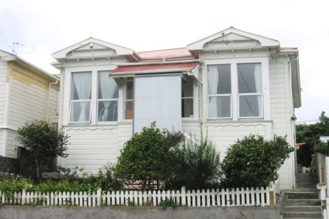 Photo of property in 2 Morton Street, Berhampore, Wellington, 6023