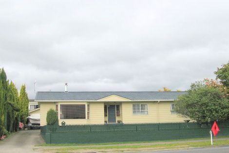Photo of property in 48 Richmond Avenue, Richmond Heights, Taupo, 3330