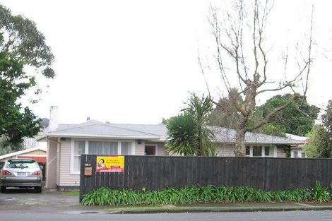 Photo of property in 73 Pahiatua Street, Hokowhitu, Palmerston North, 4410