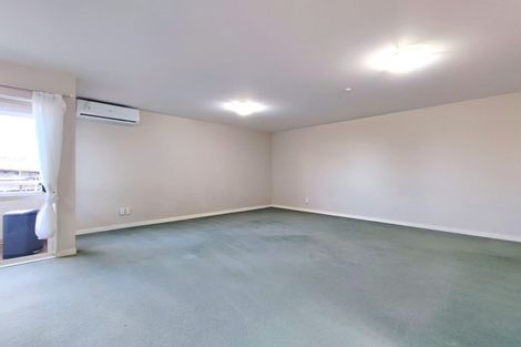 Photo of property in 3/81 Birkenhead Avenue, Birkenhead, Auckland, 0626