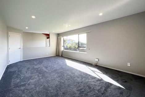 Photo of property in 10 Parkside Road, West Harbour, Auckland, 0618