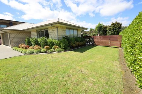 Photo of property in 43 Woodleigh Place, Ohauiti, Tauranga, 3112