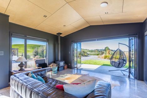 Photo of property in 40 River Road, Otane, Waipawa, 4271