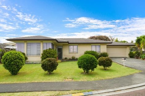 Photo of property in 22 Carnelian Court, Westgate, Auckland, 0614