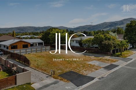 Photo of property in 114 Neplusultra Street, Cromwell, 9310