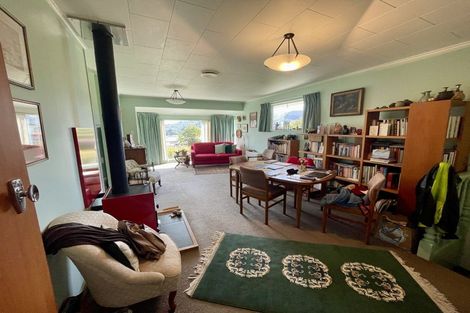 Photo of property in 68 Gurney Road, Kelson, Lower Hutt, 5010