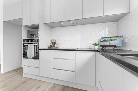 Photo of property in 64 Mataikokako Loop, Kawakawa Bay, 2585