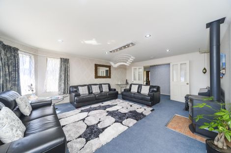 Photo of property in 146 Ruapehu Drive, Fitzherbert, Palmerston North, 4410