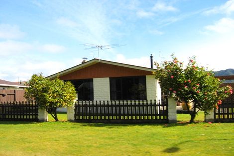 Photo of property in 16 Andersen Street, Reefton, 7830