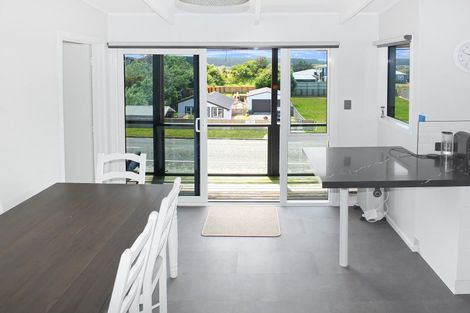 Photo of property in 122 Seabury Avenue, Foxton Beach, Foxton, 4815