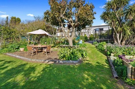 Photo of property in 7 Kawau Grove, Waikanae Beach, Waikanae, 5036