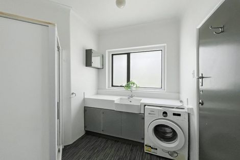 Photo of property in 95 Florence Avenue, Palmerston North, 4414