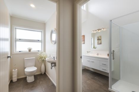 Photo of property in 68 James Line, Kelvin Grove, Palmerston North, 4414