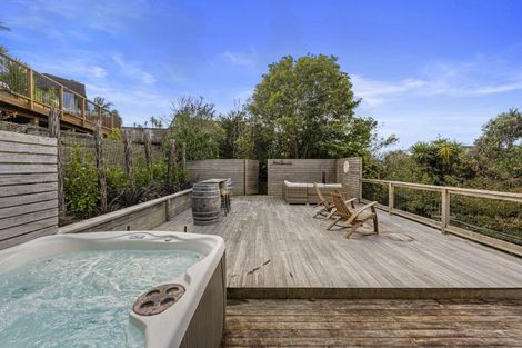 Photo of property in 188 Sandspit Road, Shelly Park, Auckland, 2014