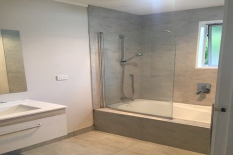 Photo of property in 161 Chichester Drive, Rosehill, Papakura, 2113