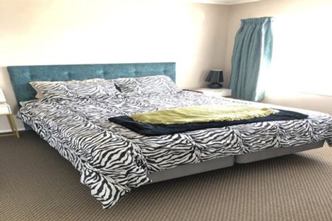 Photo of property in 1/9 Benygloe Place, Highland Park, Auckland, 2010