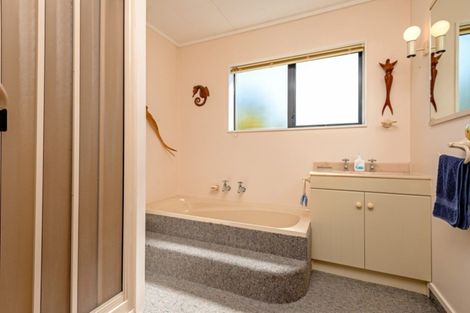 Photo of property in 34 Park View Avenue, Feilding, 4702