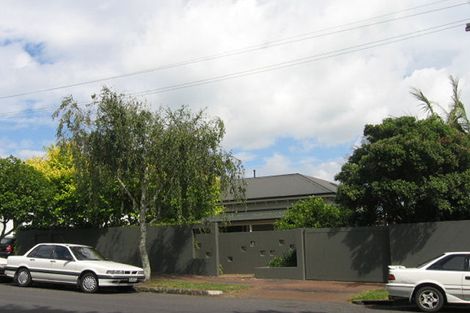 Photo of property in 46 St Marys Road, Saint Marys Bay, Auckland, 1011