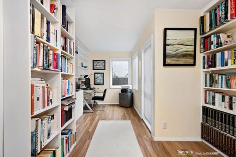 Photo of property in 134 Donald Street, Karori, Wellington, 6012