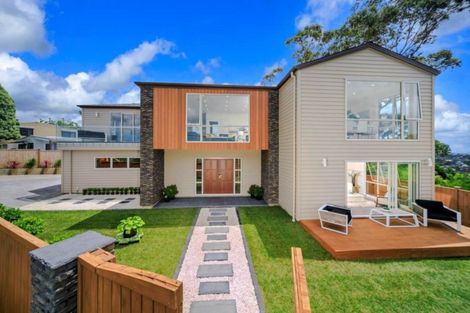 Photo of property in 187a Browns Bay Road, Browns Bay, Auckland, 0630