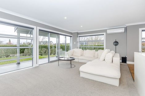 Photo of property in 54 Chedworth Avenue, Chedworth, Hamilton, 3210