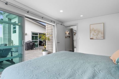 Photo of property in 8 Ruru Place, Levin, 5510