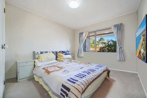 Photo of property in 178 Millhouse Drive, Golflands, Auckland, 2013