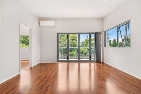 Photo of property in 1/18 Forrest Hill Road, Forrest Hill, Auckland, 0620