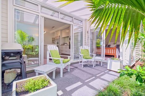 Photo of property in 14 Plantation Terrace, Orewa, 0931