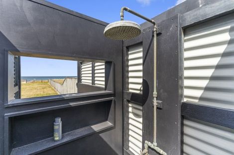 Photo of property in 95 Pukehina Parade, Pukehina, Te Puke, 3189