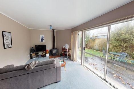 Photo of property in 74a Stanley Avenue, Palmerston North, 4414