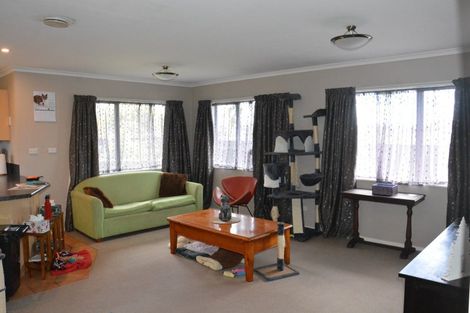 Photo of property in 12 Hunter Street, Normanby, Hawera, 4614